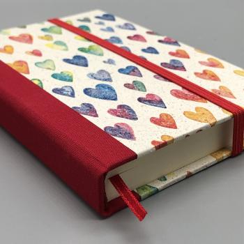 Notizbuch Bindung Lesebändchen Herzen rot